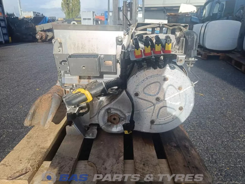 Mercedes-Benz - Hangtompító - Teherautó: 3 kép. Mercedes-Benz - Hangtompító - Teherautó: 3 kép.