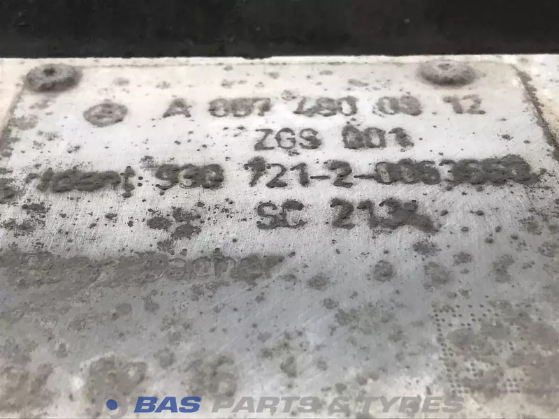 Mercedes-Benz - Hangtompító - Teherautó: 5 kép. Mercedes-Benz - Hangtompító - Teherautó: 5 kép.