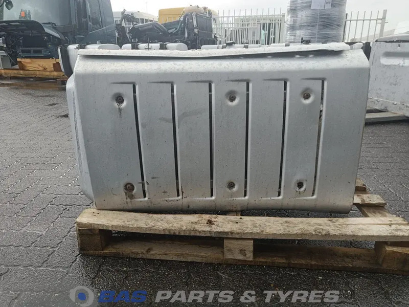 Mercedes-Benz - Hangtompító - Teherautó: 2 kép. Mercedes-Benz - Hangtompító - Teherautó: 2 kép.