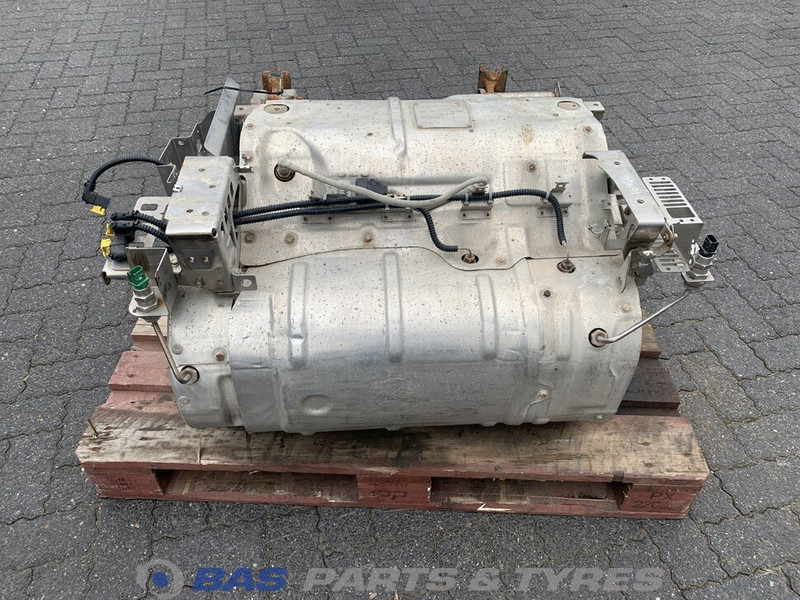 Mercedes-Benz - Hangtompító - Teherautó: 1 kép. Mercedes-Benz - Hangtompító - Teherautó: 1 kép.