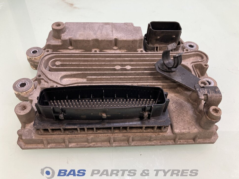Mercedes-Benz - ECU - Teherautó: 1 kép. Mercedes-Benz - ECU - Teherautó: 1 kép.