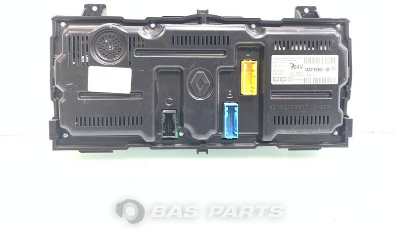 Renault D-Serie - Műszerfal - Teherautó: 2 kép. Renault D-Serie - Műszerfal - Teherautó: 2 kép.