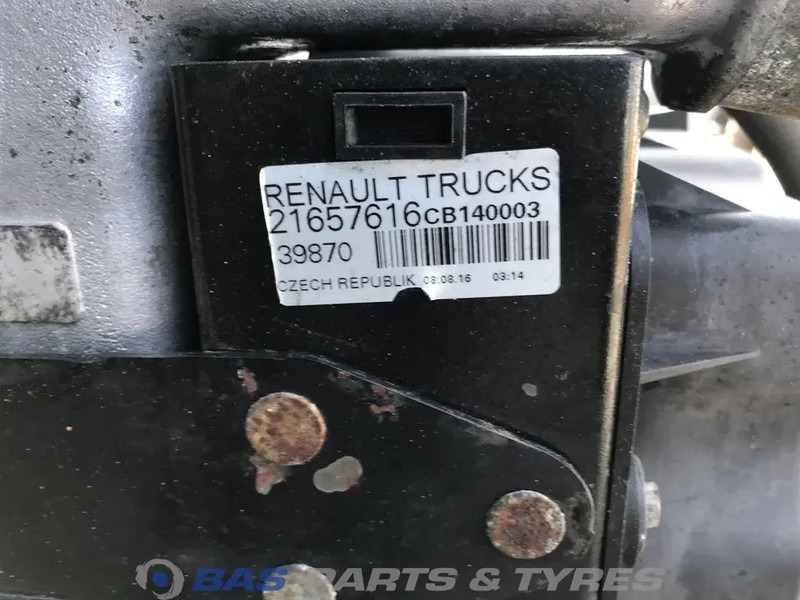 Renault D-Serie Koelerpakket Renault DTI8 320 7421657617 - Radiátor - Teherautó: 3 kép. Renault D-Serie Koelerpakket Renault DTI8 320 7421657617 - Radiátor - Teherautó: 3 kép.