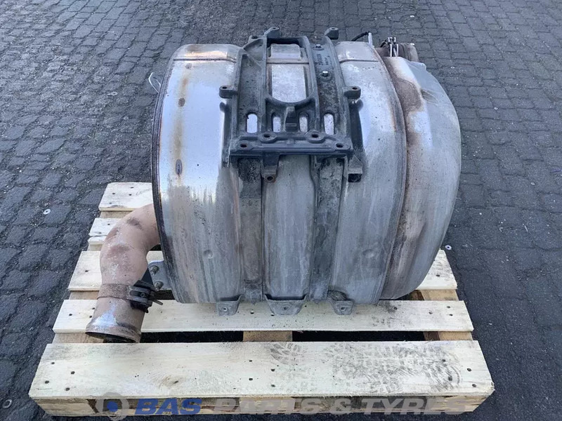 Renault - Hangtompító - Teherautó: 3 kép. Renault - Hangtompító - Teherautó: 3 kép.