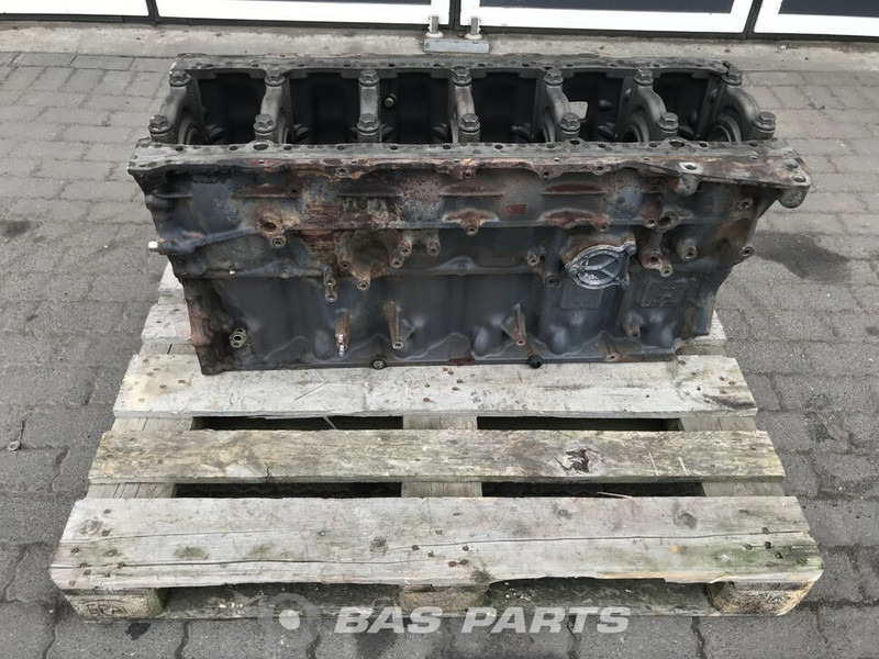 Renault - Motor és alkatrészek - Teherautó: 1 kép. Renault - Motor és alkatrészek - Teherautó: 1 kép.