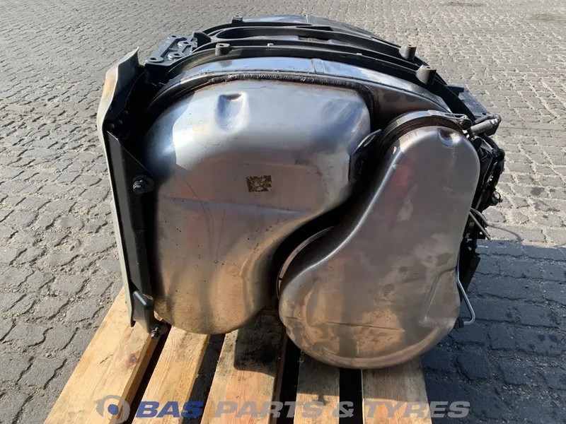 Renault - Hangtompító - Teherautó: 2 kép. Renault - Hangtompító - Teherautó: 2 kép.