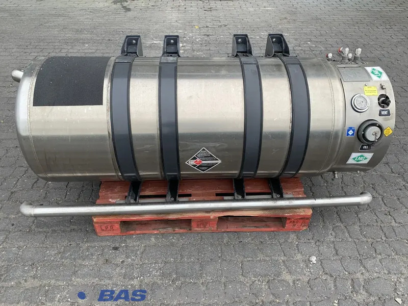 Scania LNG tank Scania 406 Liter 1776103 - Üzemanyag tartály - Teherautó: 3 kép. Scania LNG tank Scania 406 Liter 1776103 - Üzemanyag tartály - Teherautó: 3 kép.