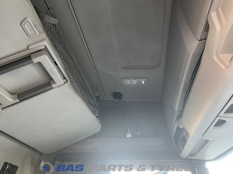 Scania R-Serie NextGen Scania CR-20 Highline L3H2 2044113 - Fülke és belső tér - Teherautó: 5 kép. Scania R-Serie NextGen Scania CR-20 Highline L3H2 2044113 - Fülke és belső tér - Teherautó: 5 kép.