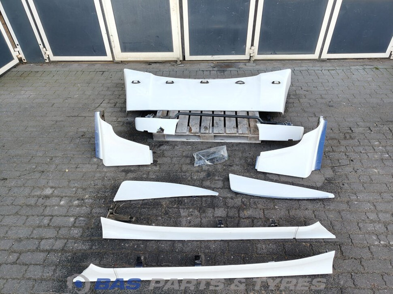 Scania R-Serie NextGen Spoilerset Scania CR-17 Normal L2H2 2720470 - Légterelő - Teherautó: 1 kép. Scania R-Serie NextGen Spoilerset Scania CR-17 Normal L2H2 2720470 - Légterelő - Teherautó: 1 kép.