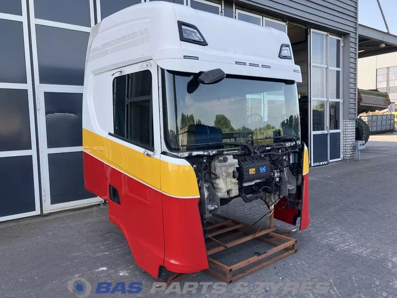 Scania S-Serie NextGen Scania CS-20 Highline L2H2 2044113 - Fülke és belső tér - Teherautó: 2 kép. Scania S-Serie NextGen Scania CS-20 Highline L2H2 2044113 - Fülke és belső tér - Teherautó: 2 kép.