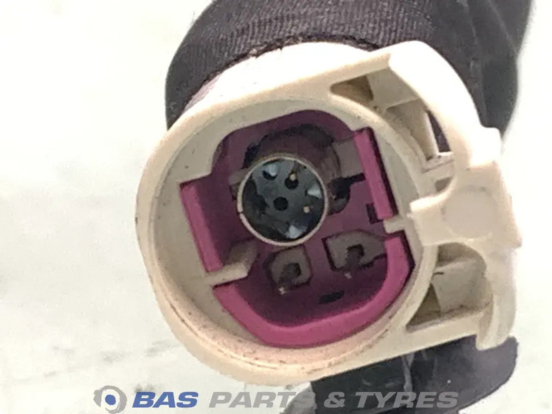 Volvo Camera Volvo 23584853 - Elektromos rendszer - Teherautó: 4 kép. Volvo Camera Volvo 23584853 - Elektromos rendszer - Teherautó: 4 kép.