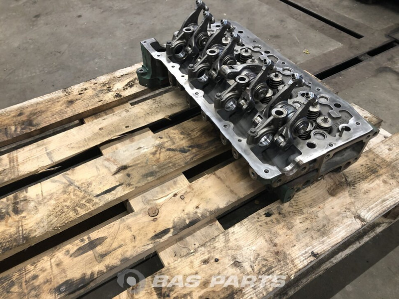 Volvo Cilinderkop Volvo D5K 240 22157919 - Motorblokk - Teherautó: 4 kép. Volvo Cilinderkop Volvo D5K 240 22157919 - Motorblokk - Teherautó: 4 kép.