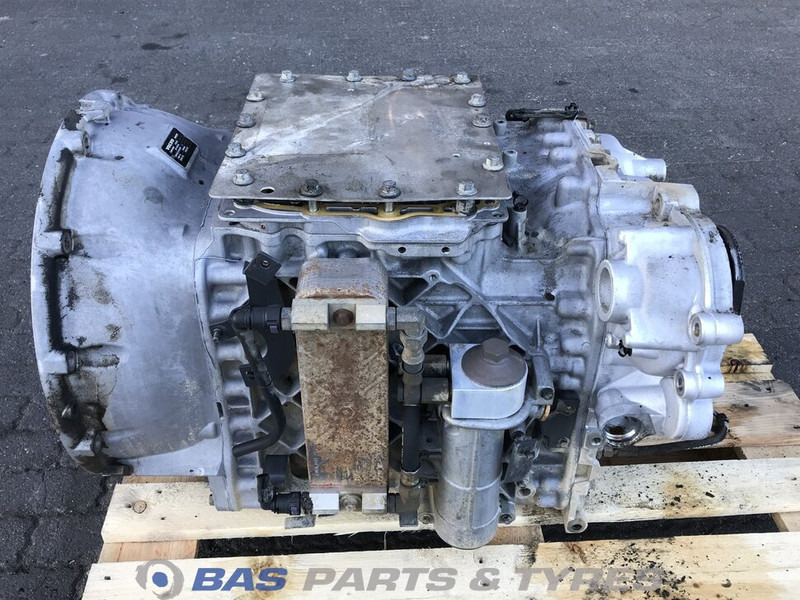 Volvo FH4 - Sebességváltó - Teherautó: 1 kép. Volvo FH4 - Sebességváltó - Teherautó: 1 kép.