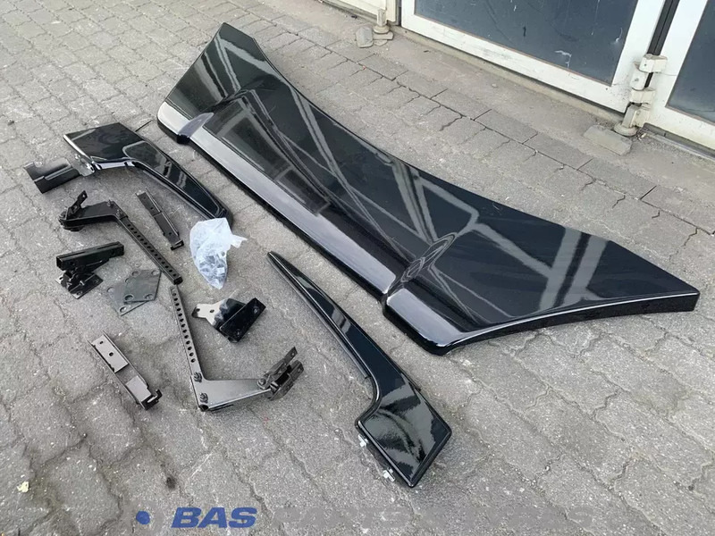 Volvo FH4 - Légterelő - Teherautó: 2 kép. Volvo FH4 - Légterelő - Teherautó: 2 kép.