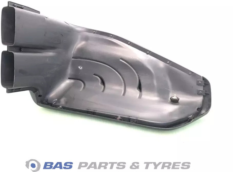 Volvo FH4 Luchtinlaat Volvo 21174442 - Légbeszívó rendszer - Teherautó: 2 kép. Volvo FH4 Luchtinlaat Volvo 21174442 - Légbeszívó rendszer - Teherautó: 2 kép.