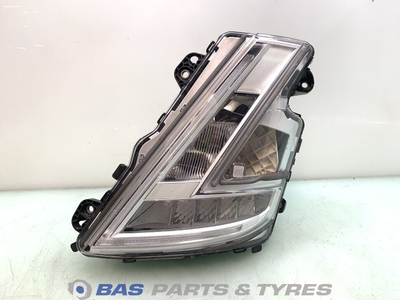 Volvo FH4B Koplamp Links 23752672 - Fényszóró - Teherautó: 1 kép. Volvo FH4B Koplamp Links 23752672 - Fényszóró - Teherautó: 1 kép.