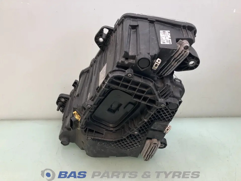 Volvo FH4B Koplamp Rechts 23752671 - Fényszóró - Teherautó: 2 kép. Volvo FH4B Koplamp Rechts 23752671 - Fényszóró - Teherautó: 2 kép.