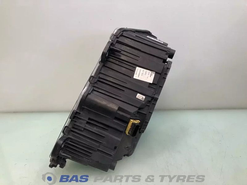 Volvo FH4B Koplamp Rechts 23752671 - Fényszóró - Teherautó: 4 kép. Volvo FH4B Koplamp Rechts 23752671 - Fényszóró - Teherautó: 4 kép.