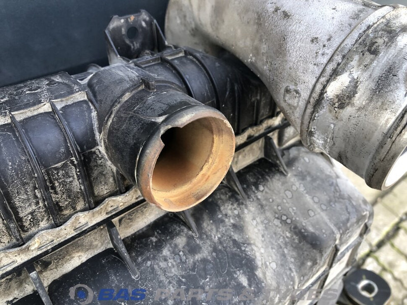 Volvo FL Euro 6 - Radiátor - Teherautó: 3 kép. Volvo FL Euro 6 - Radiátor - Teherautó: 3 kép.