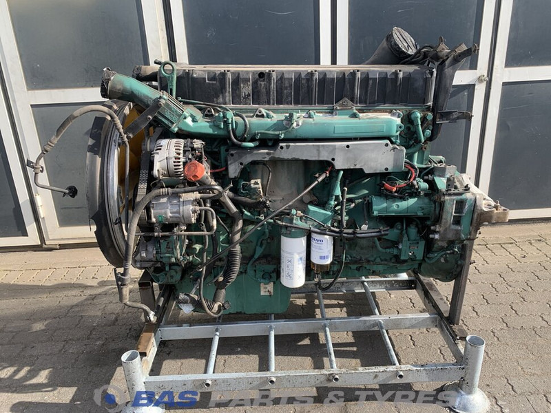 Volvo FM2 - Motor - Teherautó: 1 kép. Volvo FM2 - Motor - Teherautó: 1 kép.