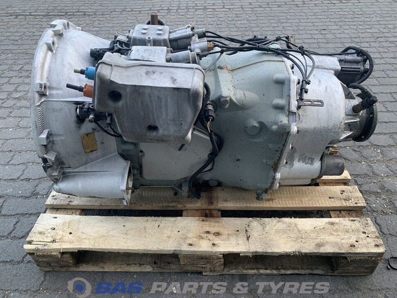 Volvo FM2 - Sebességváltó - Teherautó: 1 kép. Volvo FM2 - Sebességváltó - Teherautó: 1 kép.