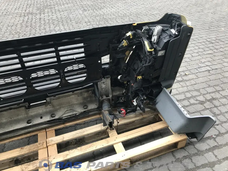 Volvo FM4 Bumper Volvo 21963534 - Lökhárító - Teherautó: 5 kép. Volvo FM4 Bumper Volvo 21963534 - Lökhárító - Teherautó: 5 kép.
