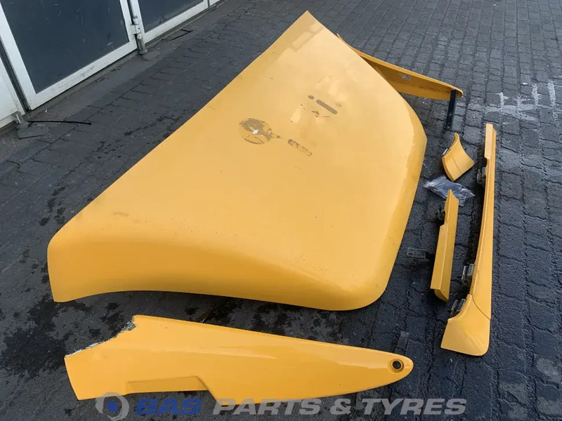 Volvo FM4 - Légterelő - Teherautó: 3 kép. Volvo FM4 - Légterelő - Teherautó: 3 kép.