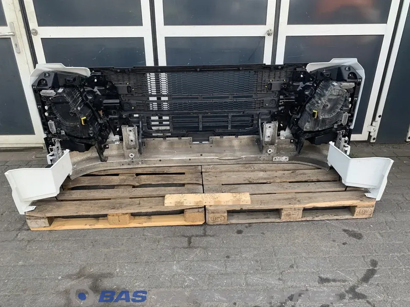 Volvo FM5 Bumper Volvo 82491840 - Lökhárító - Teherautó: 5 kép. Volvo FM5 Bumper Volvo 82491840 - Lökhárító - Teherautó: 5 kép.