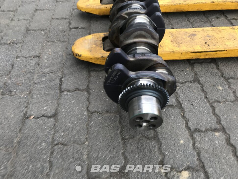 Volvo  - Főtengely - Teherautó: 3 kép. Volvo  - Főtengely - Teherautó: 3 kép.