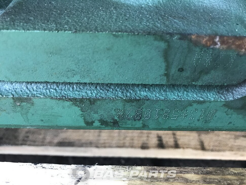 Volvo  - Motorblokk - Teherautó: 5 kép. Volvo  - Motorblokk - Teherautó: 5 kép.