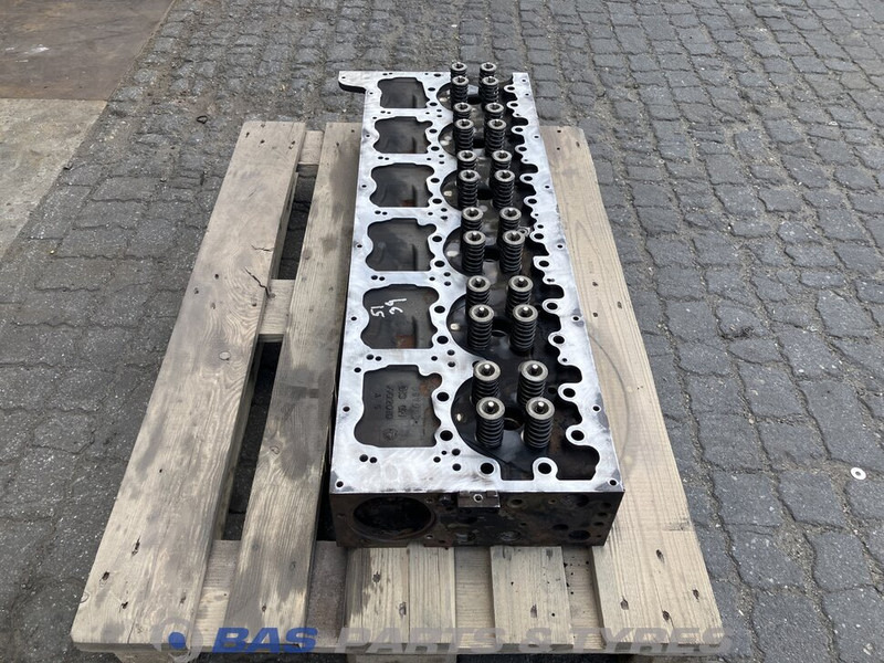 Volvo  - Motorblokk - Teherautó: 4 kép. Volvo  - Motorblokk - Teherautó: 4 kép.