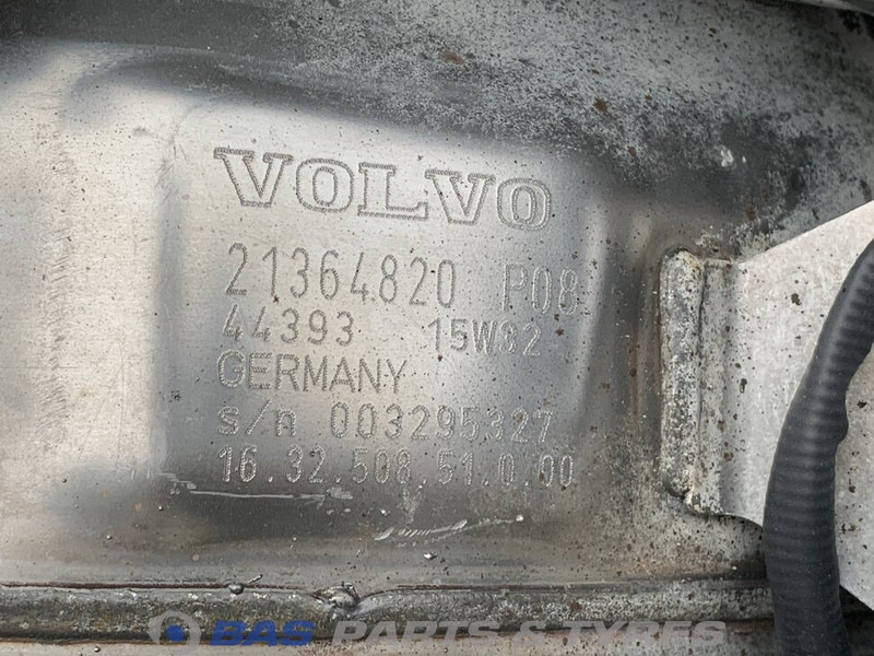 Volvo - Hangtompító - Teherautó: 5 kép. Volvo - Hangtompító - Teherautó: 5 kép.