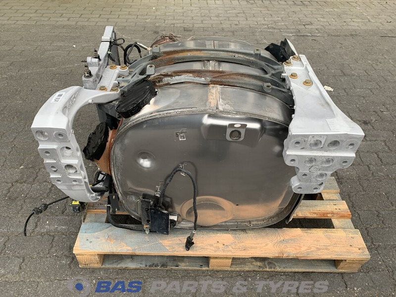 Volvo - Hangtompító - Teherautó: 3 kép. Volvo - Hangtompító - Teherautó: 3 kép.