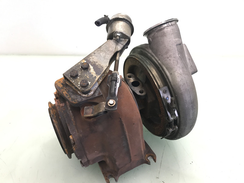Volvo - Turbó - Teherautó: 3 kép. Volvo - Turbó - Teherautó: 3 kép.