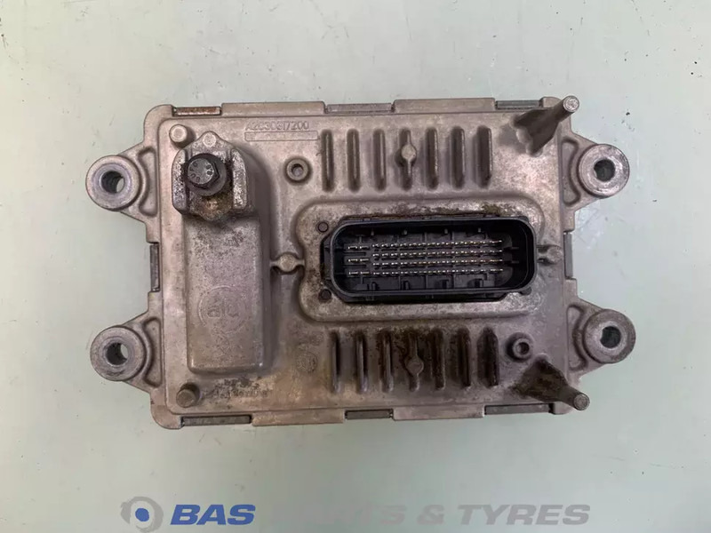 Volvo Regeleenheid Ad-Blue Volvo 21870094 - ECU - Teherautó: 2 kép. Volvo Regeleenheid Ad-Blue Volvo 21870094 - ECU - Teherautó: 2 kép.