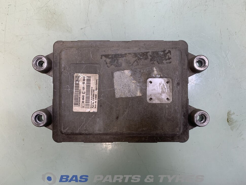 Volvo Regeleenheid Ad-Blue Volvo 21870094 - ECU - Teherautó: 1 kép. Volvo Regeleenheid Ad-Blue Volvo 21870094 - ECU - Teherautó: 1 kép.