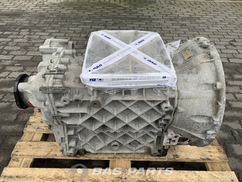 Volvo Volvo ATO3112E I-Shift Versnellingsbak 21013493 - Sebességváltó - Teherautó: 3 kép. Volvo Volvo ATO3112E I-Shift Versnellingsbak 21013493 - Sebességváltó - Teherautó: 3 kép.