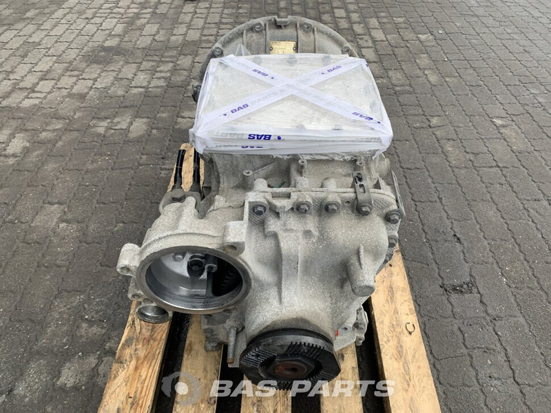 Volvo Volvo ATO3112E I-Shift Versnellingsbak 21013493 - Sebességváltó - Teherautó: 2 kép. Volvo Volvo ATO3112E I-Shift Versnellingsbak 21013493 - Sebességváltó - Teherautó: 2 kép.