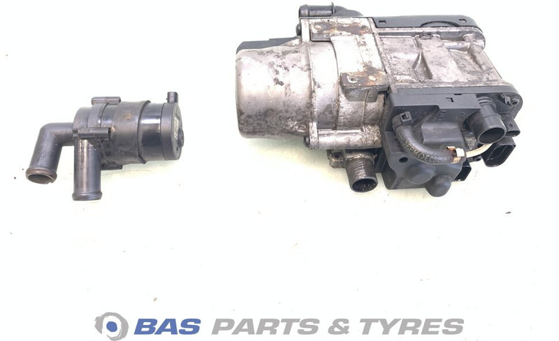 Webasto TP50 Standkachel A 001 830 31 20 - Fűtés/ Szellőzés gep - Teherautó: 3 kép. Webasto TP50 Standkachel A 001 830 31 20 - Fűtés/ Szellőzés gep - Teherautó: 3 kép.