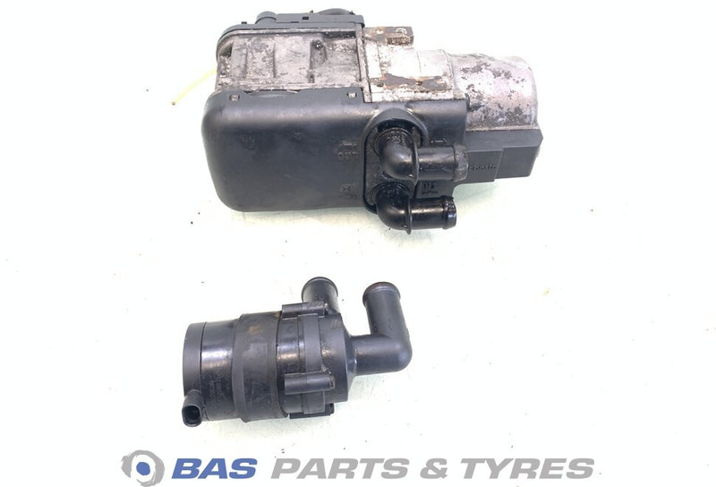 Webasto TP50 Standkachel A 001 830 31 20 - Fűtés/ Szellőzés gep - Teherautó: 1 kép. Webasto TP50 Standkachel A 001 830 31 20 - Fűtés/ Szellőzés gep - Teherautó: 1 kép.