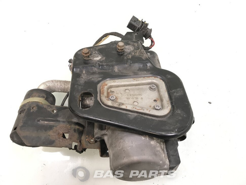 Webasto TP50 Standkachel A 001 830 31 20 - Fűtés/ Szellőzés gep - Teherautó: 2 kép. Webasto TP50 Standkachel A 001 830 31 20 - Fűtés/ Szellőzés gep - Teherautó: 2 kép.