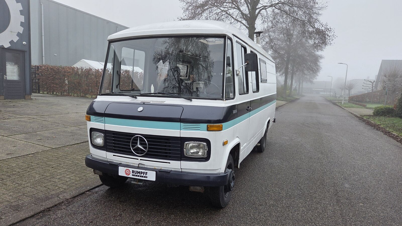 Mercedes-Benz L407 DG oldtimer camper buscamper - Kempingautó: 2 kép. Mercedes-Benz L407 DG oldtimer camper buscamper - Kempingautó: 2 kép.