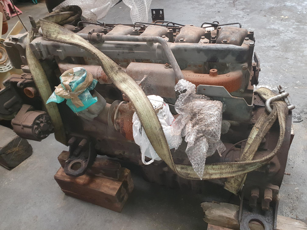 Motor Liebherr D926TIE (para piezas) - Motor - Építőipari gépek: 4 kép. Motor Liebherr D926TIE (para piezas) - Motor - Építőipari gépek: 4 kép.
