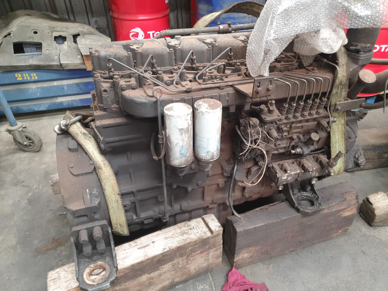 Motor Liebherr D926TIE (para piezas) - Motor - Építőipari gépek: 2 kép. Motor Liebherr D926TIE (para piezas) - Motor - Építőipari gépek: 2 kép.