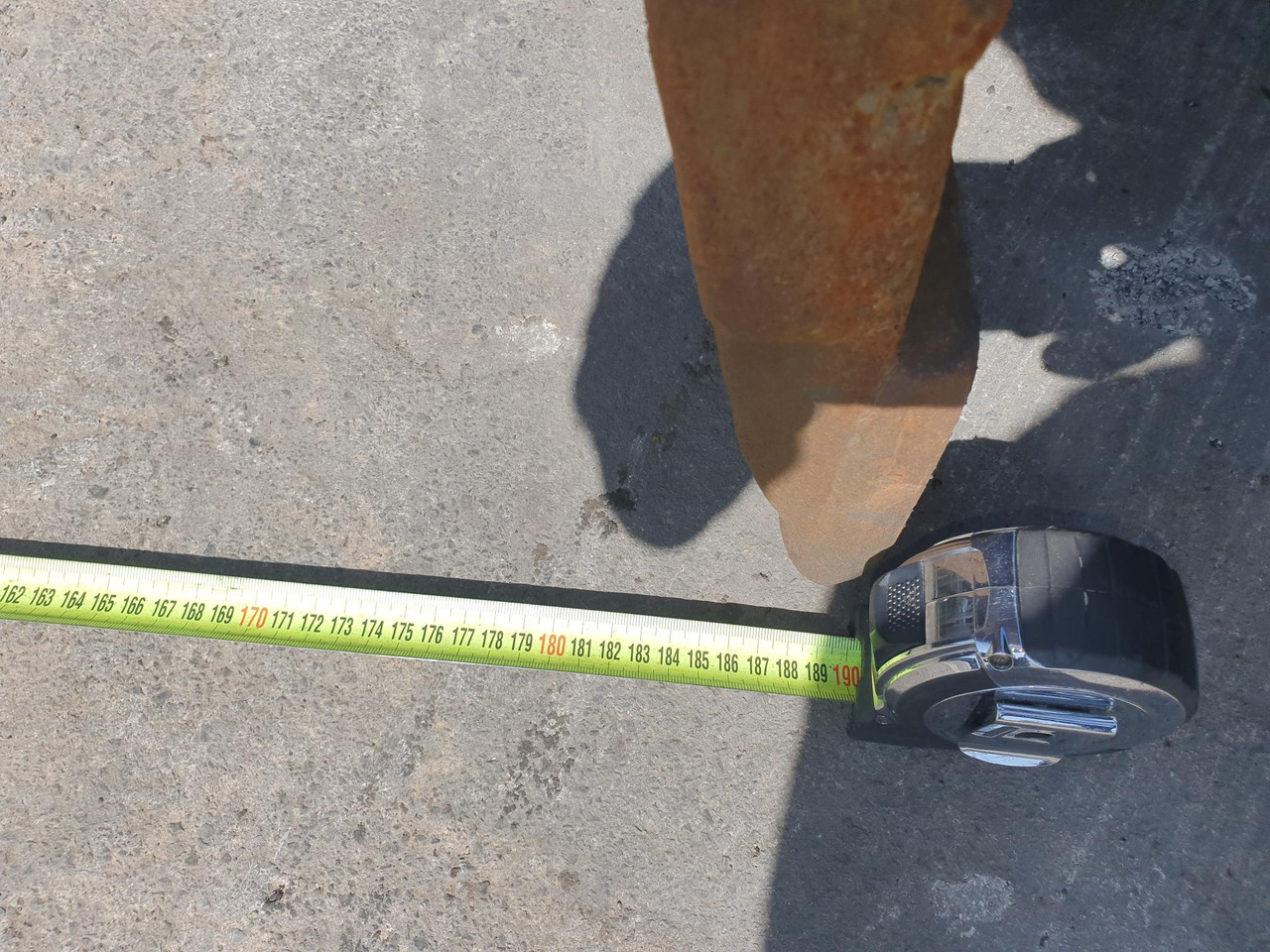 PINZA ESCOLLERA LIEBHERR - Polip kanál - Építőipari gépek: 5 kép. PINZA ESCOLLERA LIEBHERR - Polip kanál - Építőipari gépek: 5 kép.