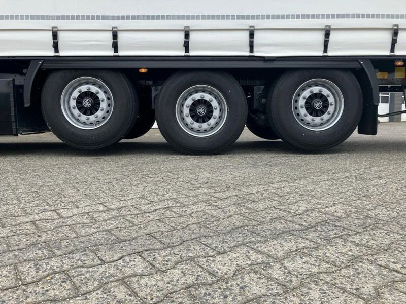 Új Ponyvás félpótkocsi Kässbohrer SCS X+ / 90 - 12 / 27 Schuifzeilen multiplex vloer met palletkist 30 Europallets: 10 kép. Új Ponyvás félpótkocsi Kässbohrer SCS X+ / 90 - 12 / 27 Schuifzeilen multiplex vloer met palletkist 30 Europallets: 10 kép.