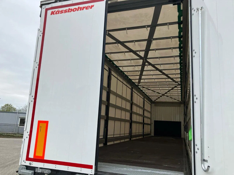Új Ponyvás félpótkocsi Kässbohrer SCS X+ / 90 - 12 / 27 Schuifzeilen multiplex vloer met palletkist 30 Europallets: 13 kép. Új Ponyvás félpótkocsi Kässbohrer SCS X+ / 90 - 12 / 27 Schuifzeilen multiplex vloer met palletkist 30 Europallets: 13 kép.
