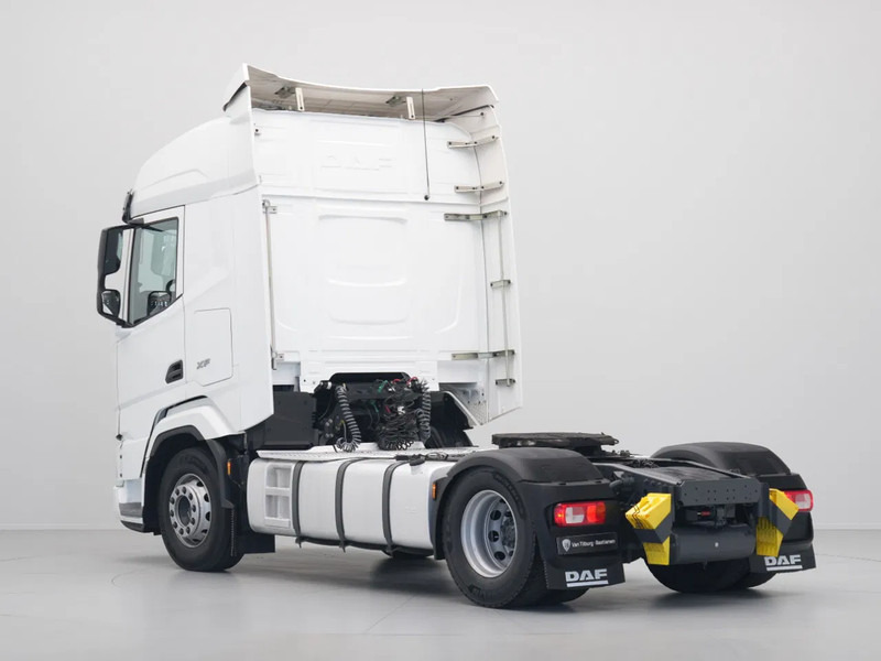 DAF XF 480 FT NGD, 4x2, 2x Tanks - Nyergesvontató: 3 kép. DAF XF 480 FT NGD, 4x2, 2x Tanks - Nyergesvontató: 3 kép.