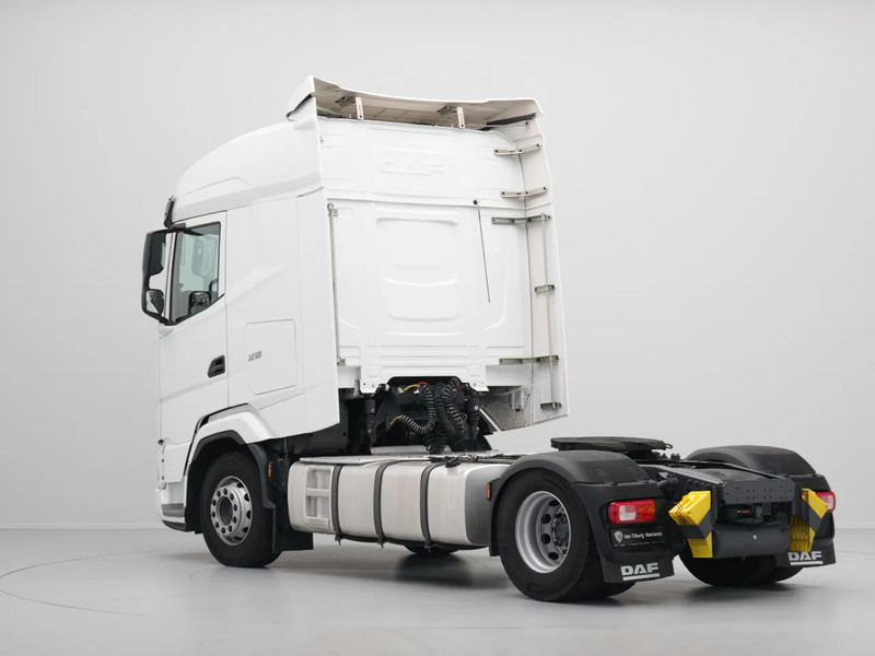 DAF XG 480 FT 4x2, 2x Tanks - Nyergesvontató: 3 kép. DAF XG 480 FT 4x2, 2x Tanks - Nyergesvontató: 3 kép.