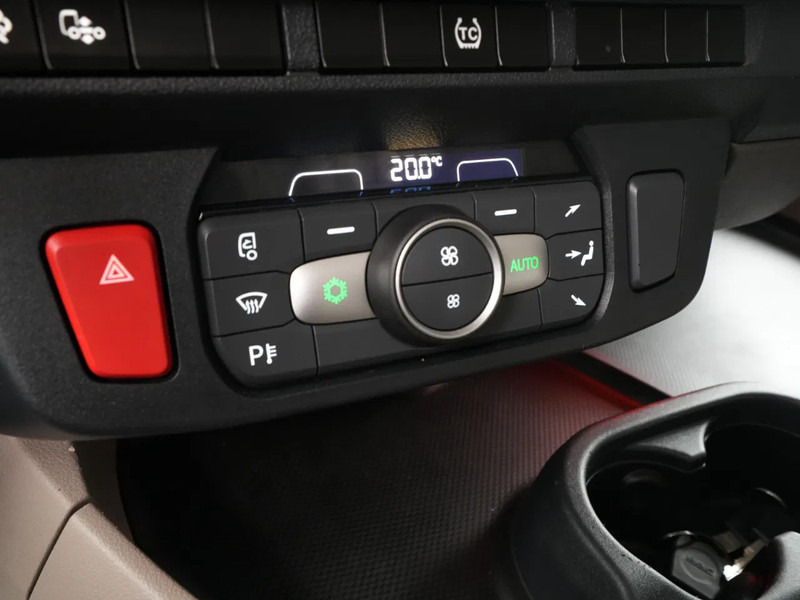 Nyergesvontató DAF XG 480 FT: 17 kép.